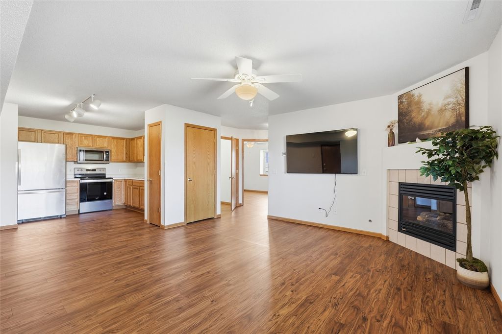 3050 Wilson Avenue SW 3, Cedar Rapids, IA 52404