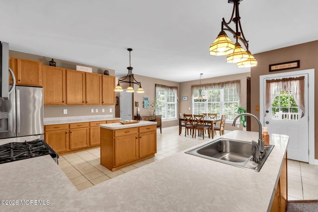 31 Conor Road, Jackson, NJ 08527