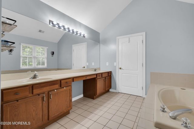 31 Conor Road, Jackson, NJ 08527