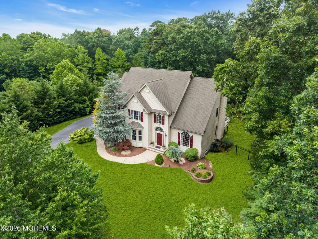 31 Conor Road, Jackson, NJ 08527