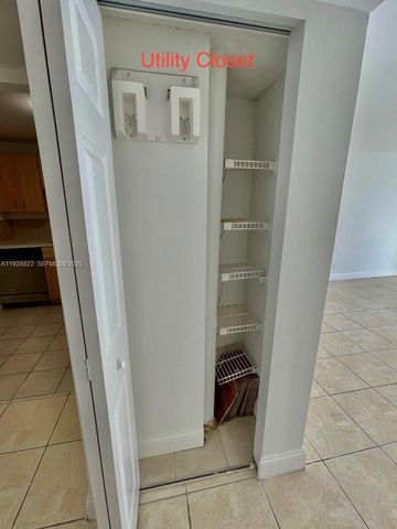 1800 Collins Ave 7C, Miami Beach, FL 33139