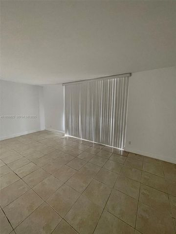 1800 Collins Ave 7C, Miami Beach, FL 33139