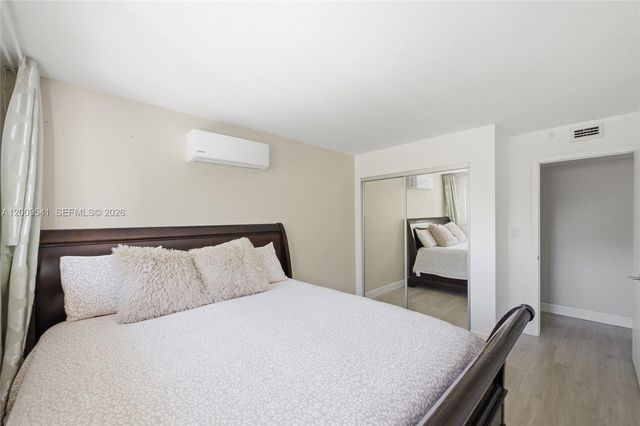 3819 NE 170th St B-1, North Miami Beach, FL 33160