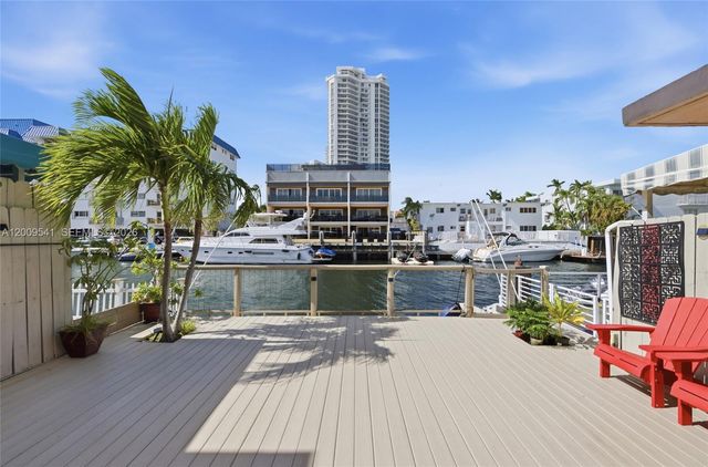 3819 NE 170th St B-1, North Miami Beach, FL 33160