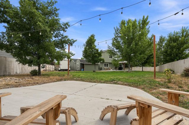 1582 Fairway St, Middleton, ID 83644