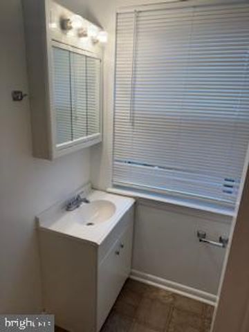 3922 MISTY VIEW RD, Middle River, MD 21220