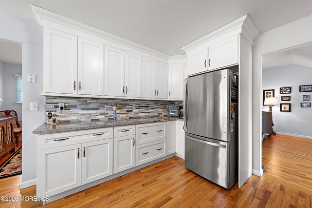 1 Jackson Court, Monmouth Beach, NJ 07750