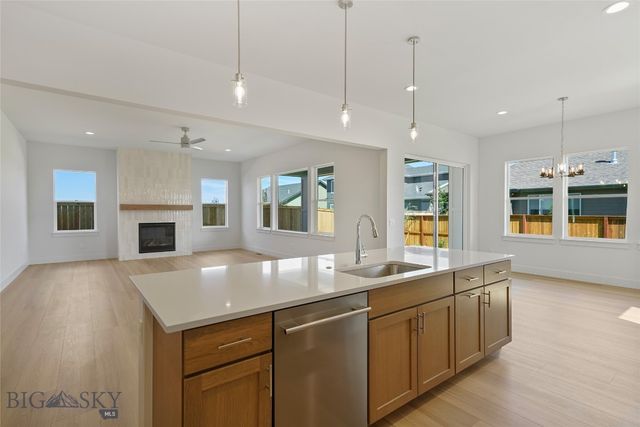 1505 Beeker Lane, Belgrade, MT 59714