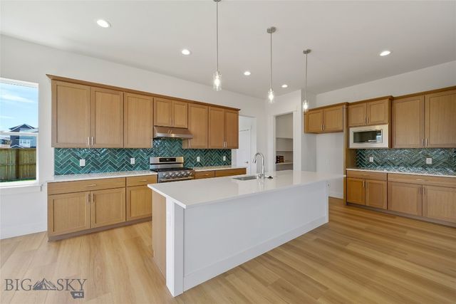 1505 Beeker Lane, Belgrade, MT 59714