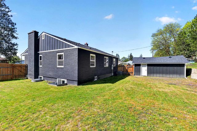 2940 W Broad Ave, Spokane, WA 99205