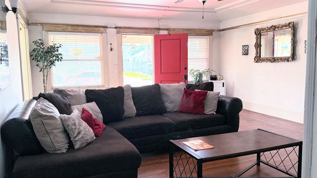 705 W Elm, Stockton, CA 95204