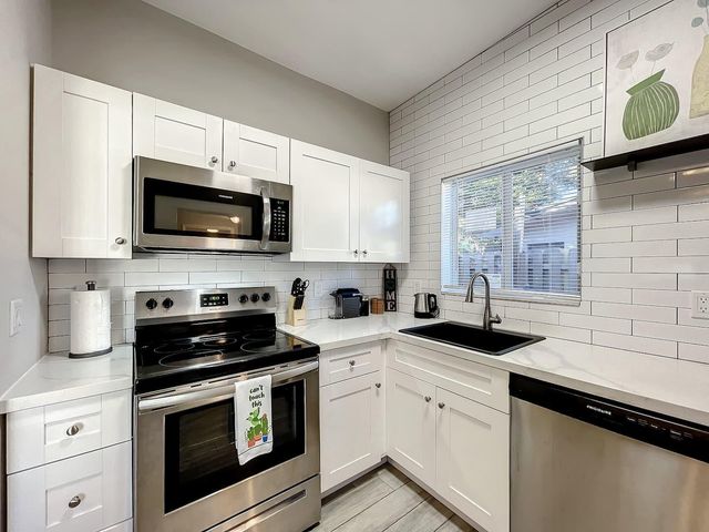 1500 SW 12th Street SW, Fort Lauderdale, FL 33312
