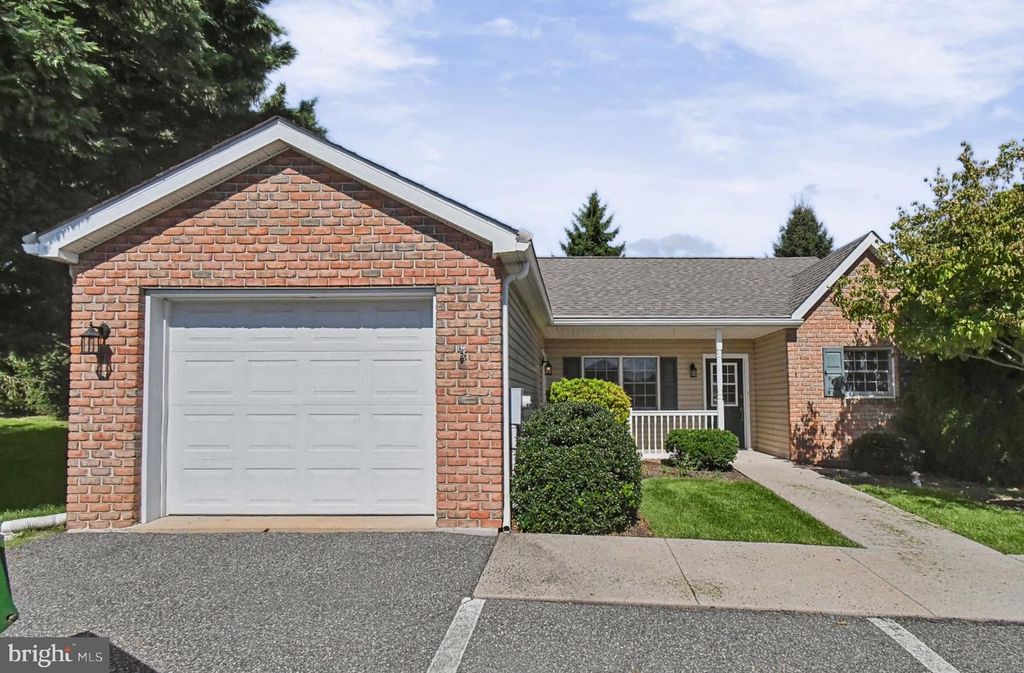 2461 E HIGH ST, Pottstown, PA 19464