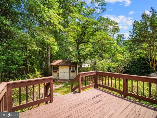 5882 CALVERT BLVD, St Leonard, MD 20685