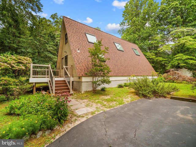 5882 CALVERT BLVD, St Leonard, MD 20685