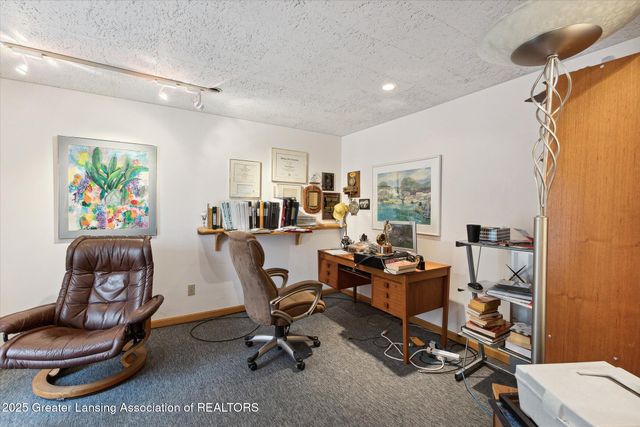 415 W Grand River Avenue, East Lansing, MI 48823