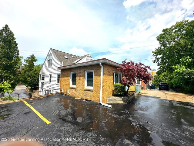 415 W Grand River Avenue, East Lansing, MI 48823