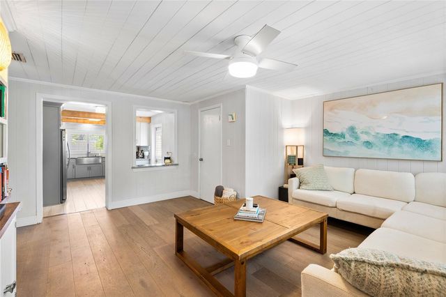 4303 S CAMERON AVENUE, Tampa, FL 33611