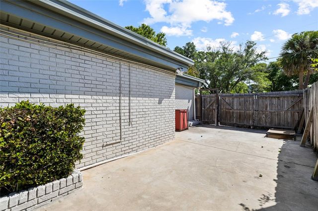 4303 S CAMERON AVENUE, Tampa, FL 33611