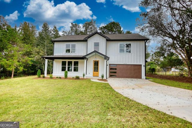 155 Skyland Drive E, Locust Grove, GA 30248