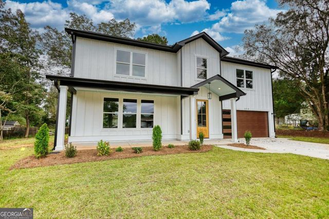 155 Skyland Drive E, Locust Grove, GA 30248