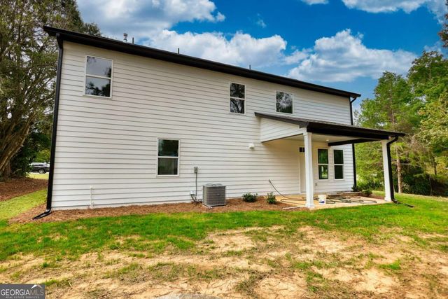 155 Skyland Drive E, Locust Grove, GA 30248