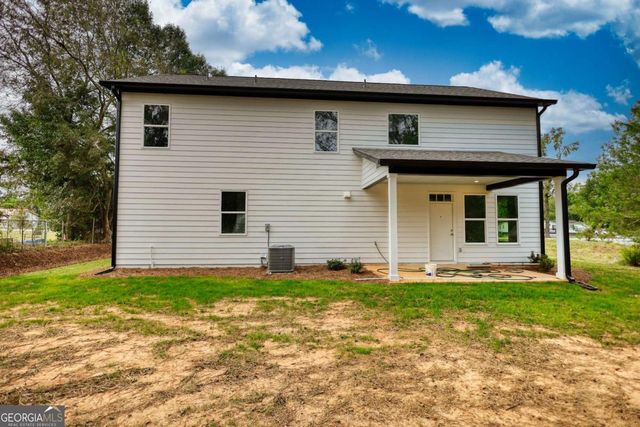 155 Skyland Drive E, Locust Grove, GA 30248