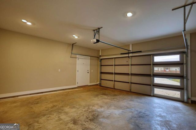 155 Skyland Drive E, Locust Grove, GA 30248