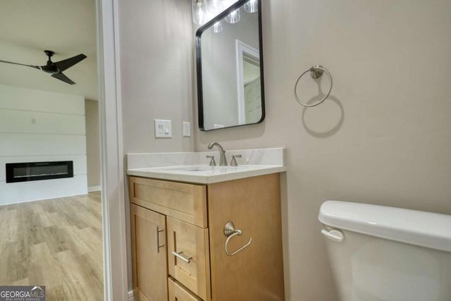 155 Skyland Drive E, Locust Grove, GA 30248