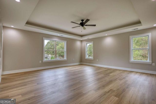155 Skyland Drive E, Locust Grove, GA 30248