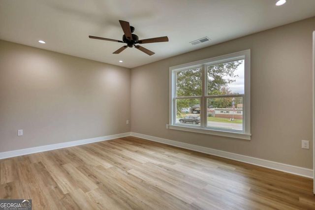 155 Skyland Drive E, Locust Grove, GA 30248
