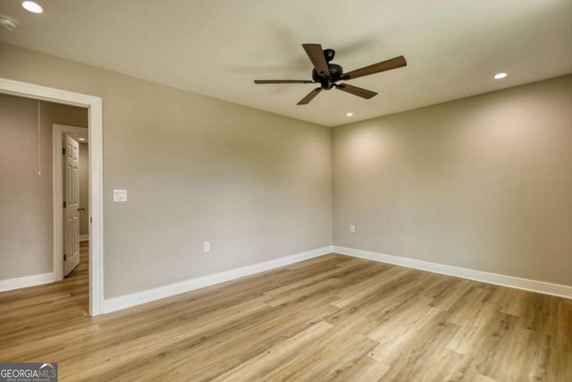 155 Skyland Drive E, Locust Grove, GA 30248
