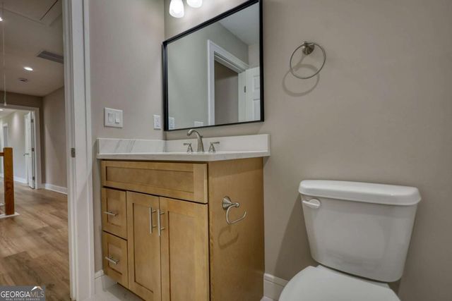 155 Skyland Drive E, Locust Grove, GA 30248