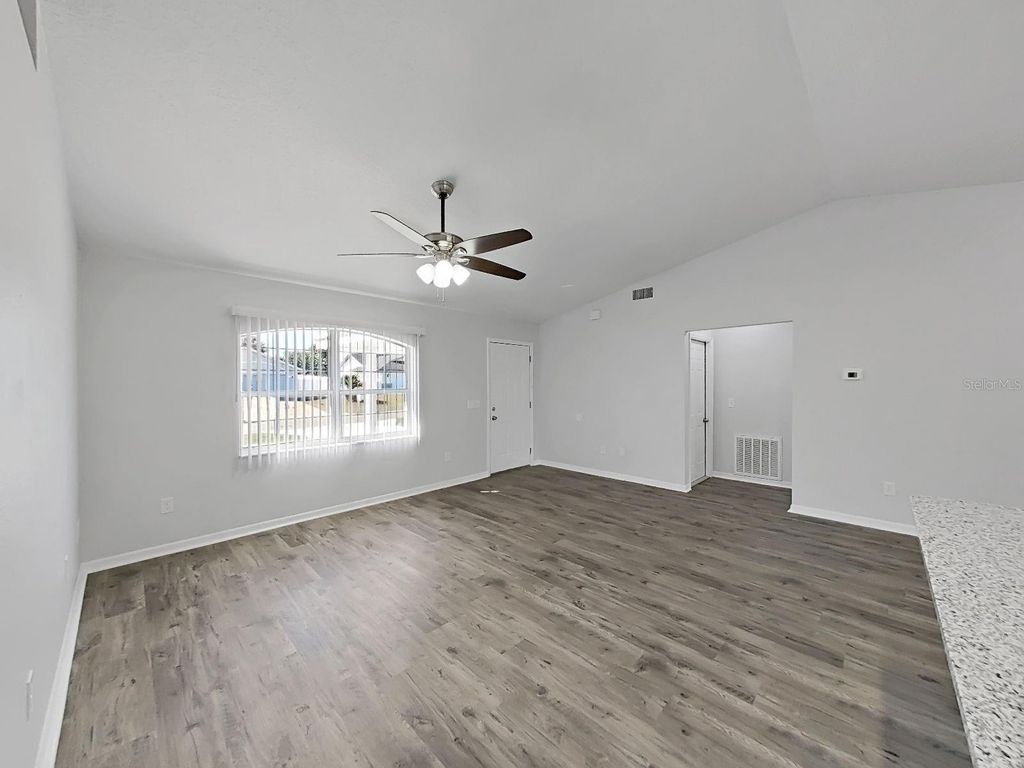 Image 8 of property listing at 9095 E CHINA GROVE LANE, Inverness, FL 34450