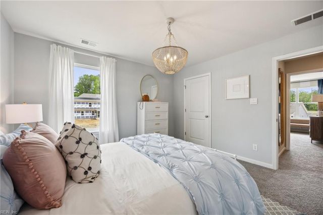 110 Gallop WAY, Yorktown, VA 23690