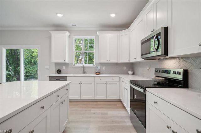 110 Gallop WAY, Yorktown, VA 23690