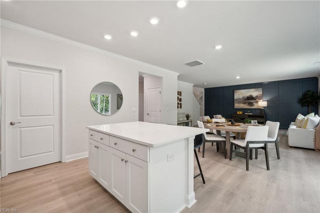 110 Gallop WAY, Yorktown, VA 23690