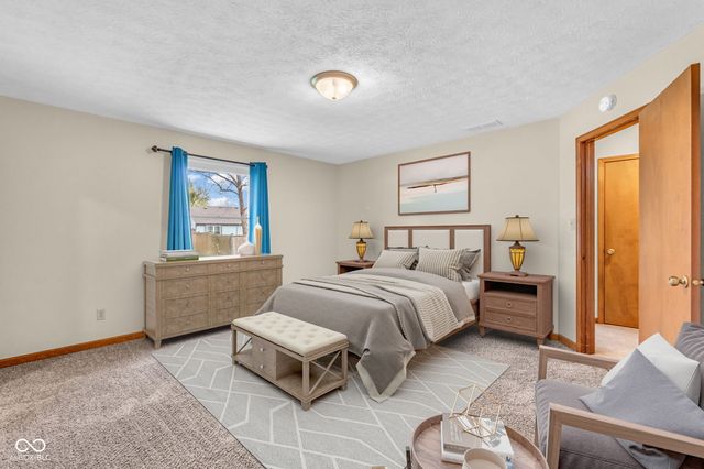 1281 E Holiday Lane 16, Brownsburg, IN 46112