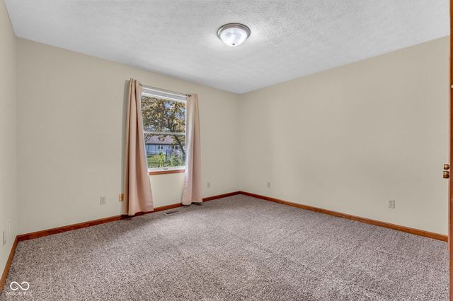 1281 E Holiday Lane 16, Brownsburg, IN 46112
