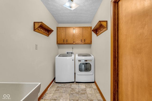 1281 E Holiday Lane 16, Brownsburg, IN 46112