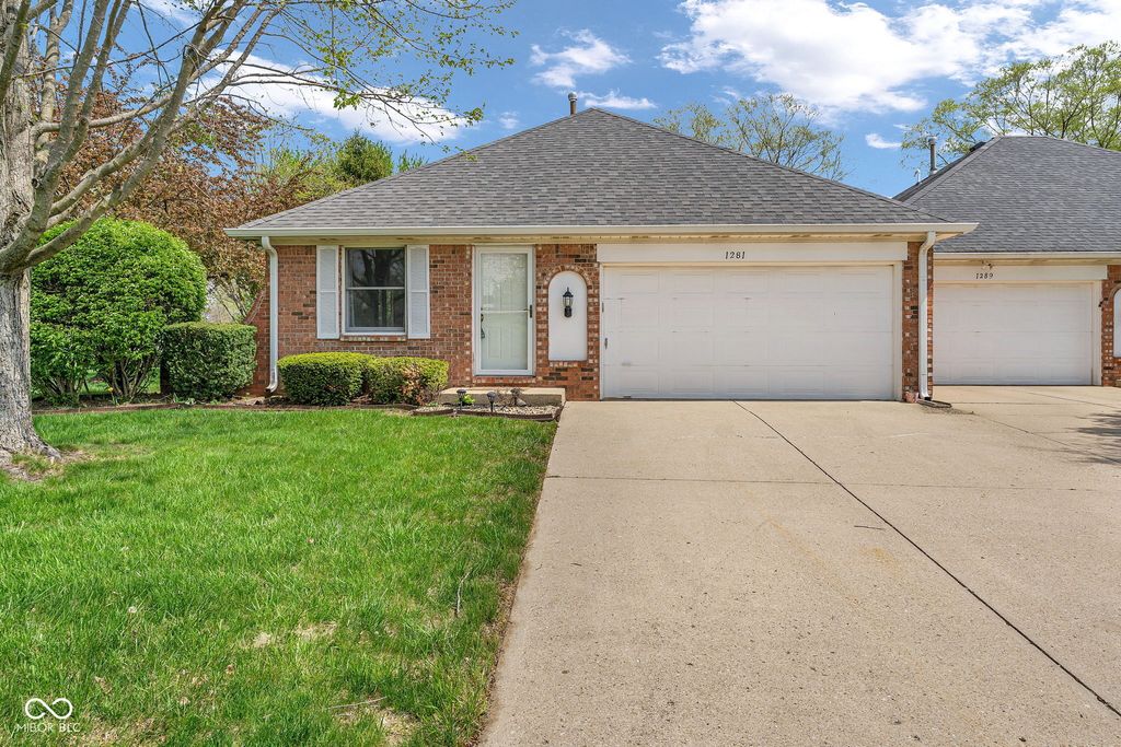 1281 E Holiday Lane 16, Brownsburg, IN 46112