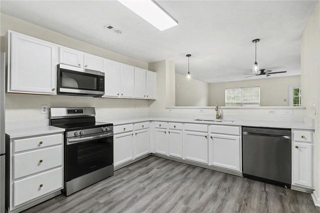 6865 Mountain Circle, Riverdale, GA 30274