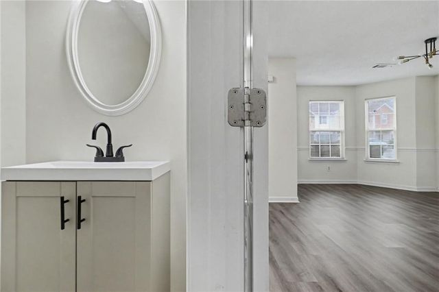 6865 Mountain Circle, Riverdale, GA 30274