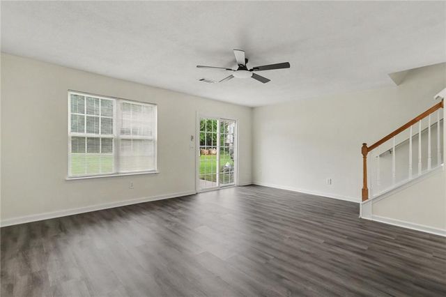 6865 Mountain Circle, Riverdale, GA 30274
