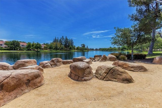 2 Via Maya, Rancho Santa Margarita, CA 92688