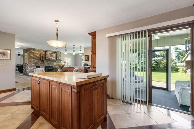 23590 Cedar Knoll Circle, Elkhart, IN 46516