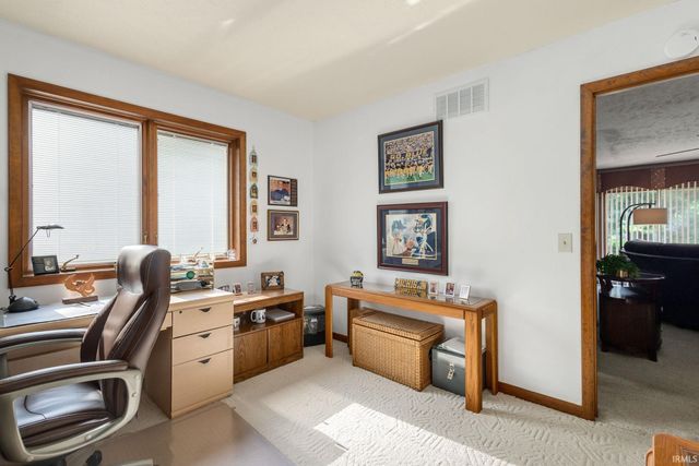 23590 Cedar Knoll Circle, Elkhart, IN 46516