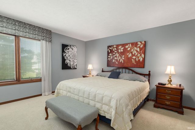 23590 Cedar Knoll Circle, Elkhart, IN 46516