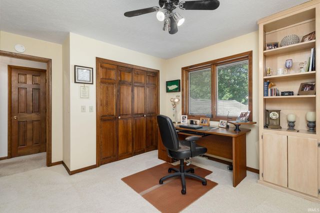 23590 Cedar Knoll Circle, Elkhart, IN 46516