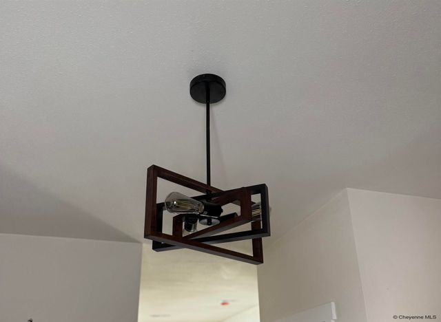 716 RUSSELL AVE, Cheyenne, WY 82007